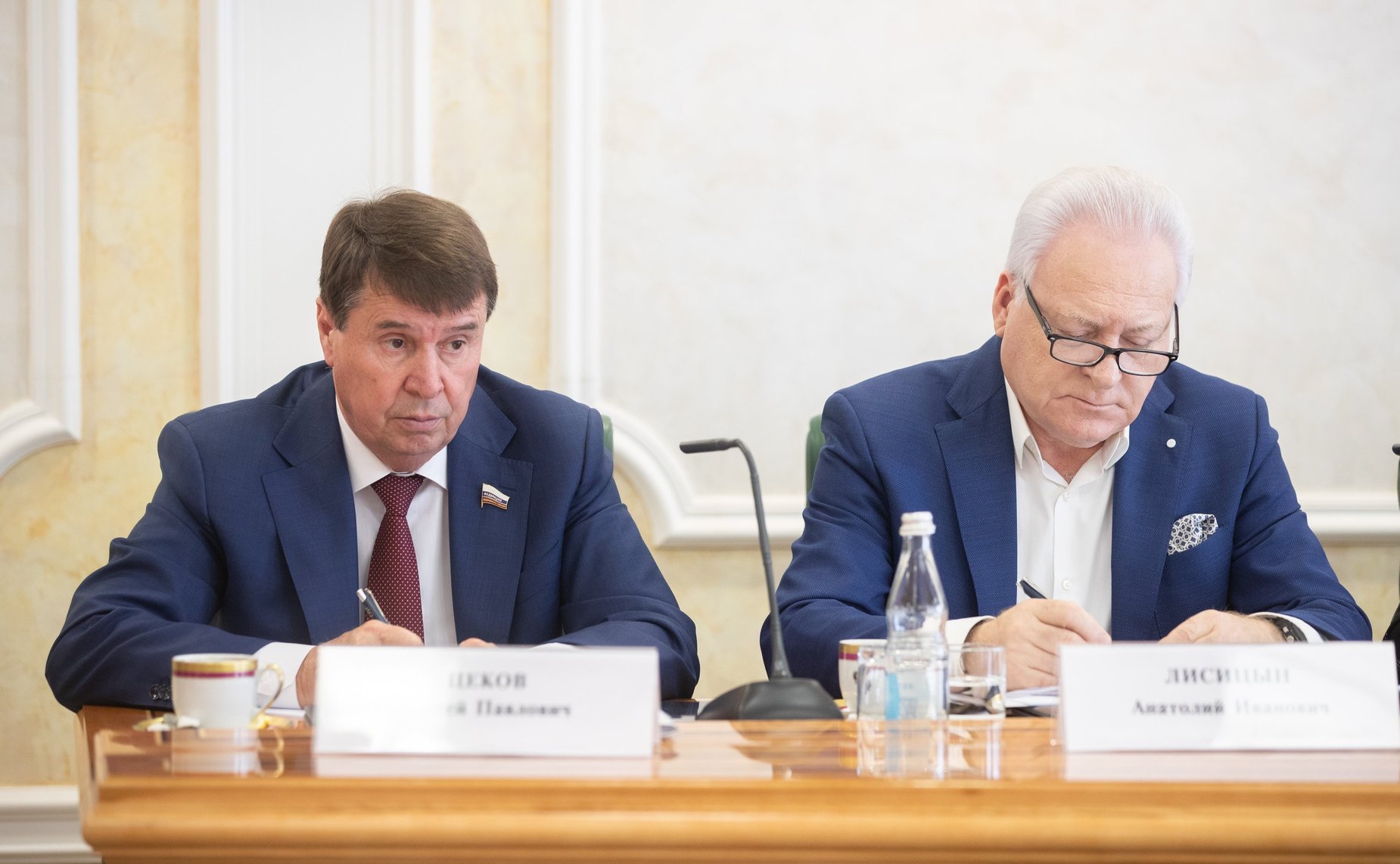 «Круглый стол» на тему «О совершенствовании механизмов защиты прав и законных интересов российских соотечественников, проживающих за рубежом»